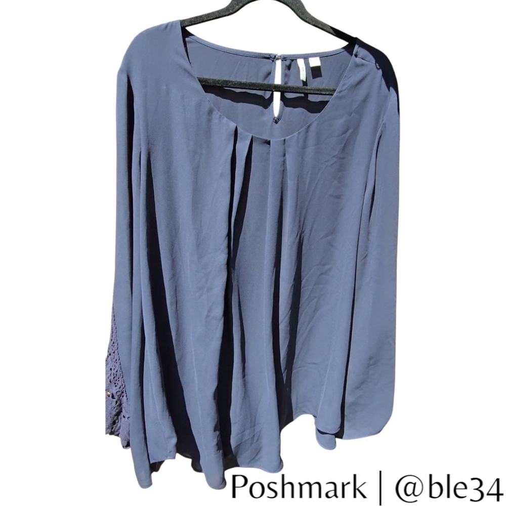 *SALE* Cato 18/20W Navy Long Sleeve Blouse